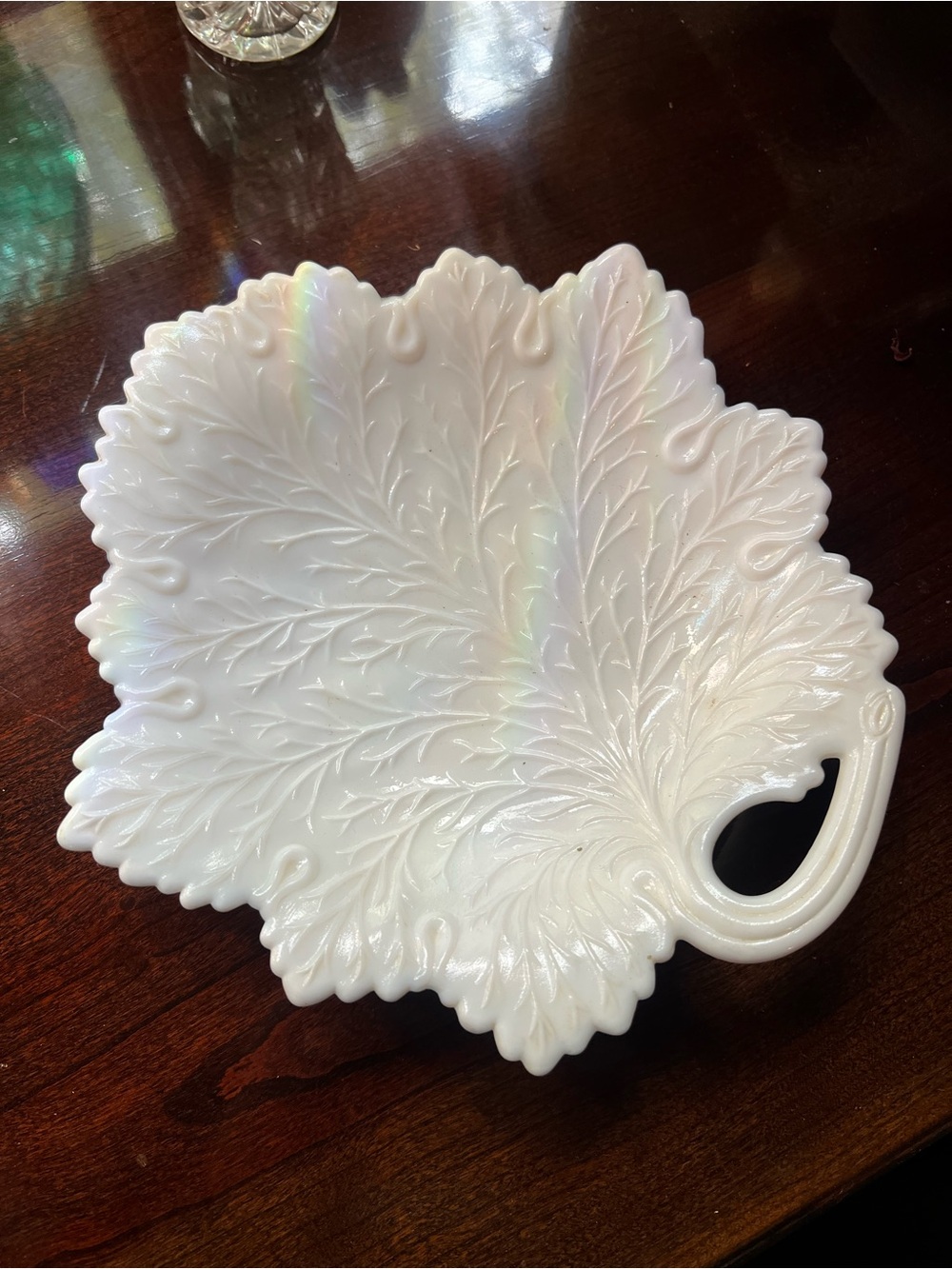 Vintage Fenton Milk Glass Leaf Plate Decorative Candy Dish 8.5 X 8"